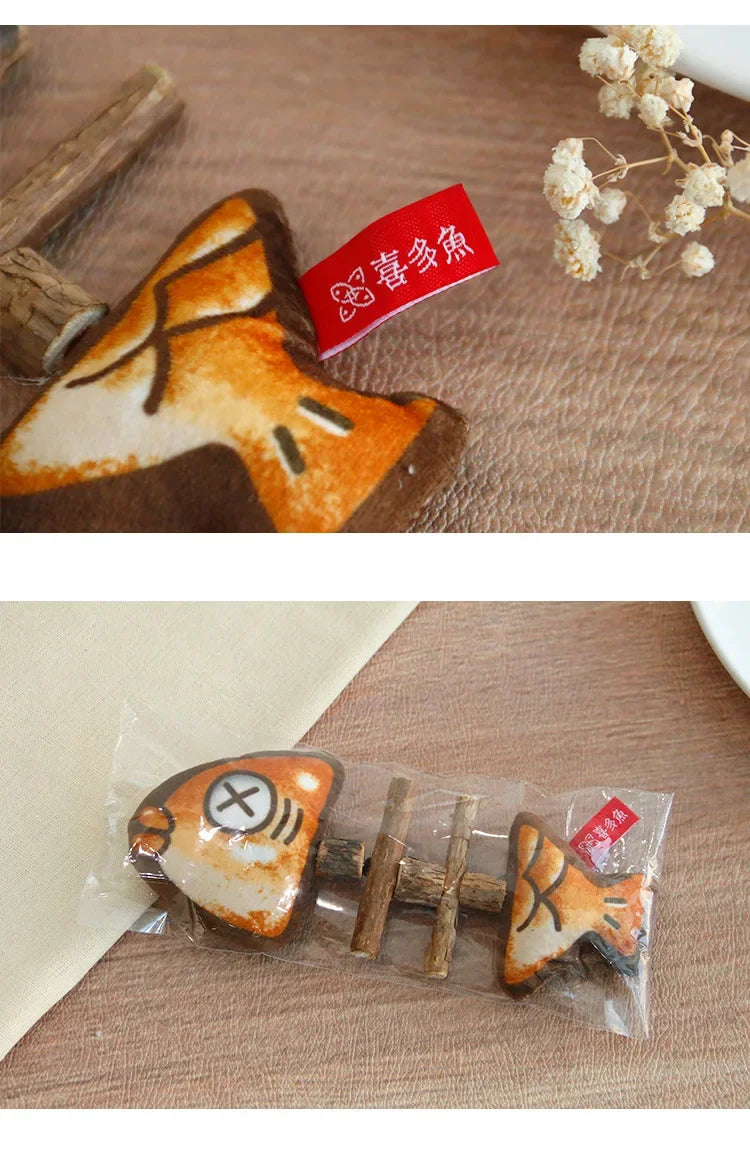 Cat Chew Toy Interactive Molar Teaser Grilled Fish Silvervine