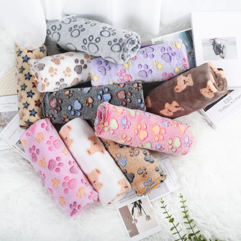 Soft Fluffy Pet Blanket Fleece Paw Print Mat for Dogs