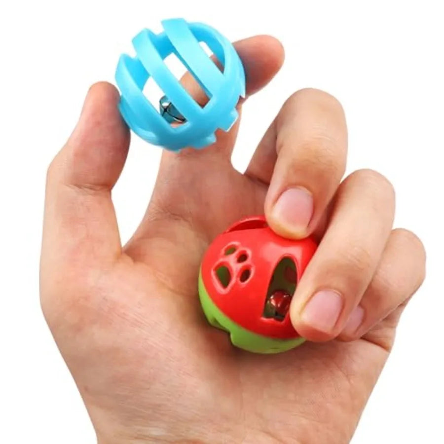 Hign-concerned 24 Pack Plastic Ball Cat Toys With Bell Jingle