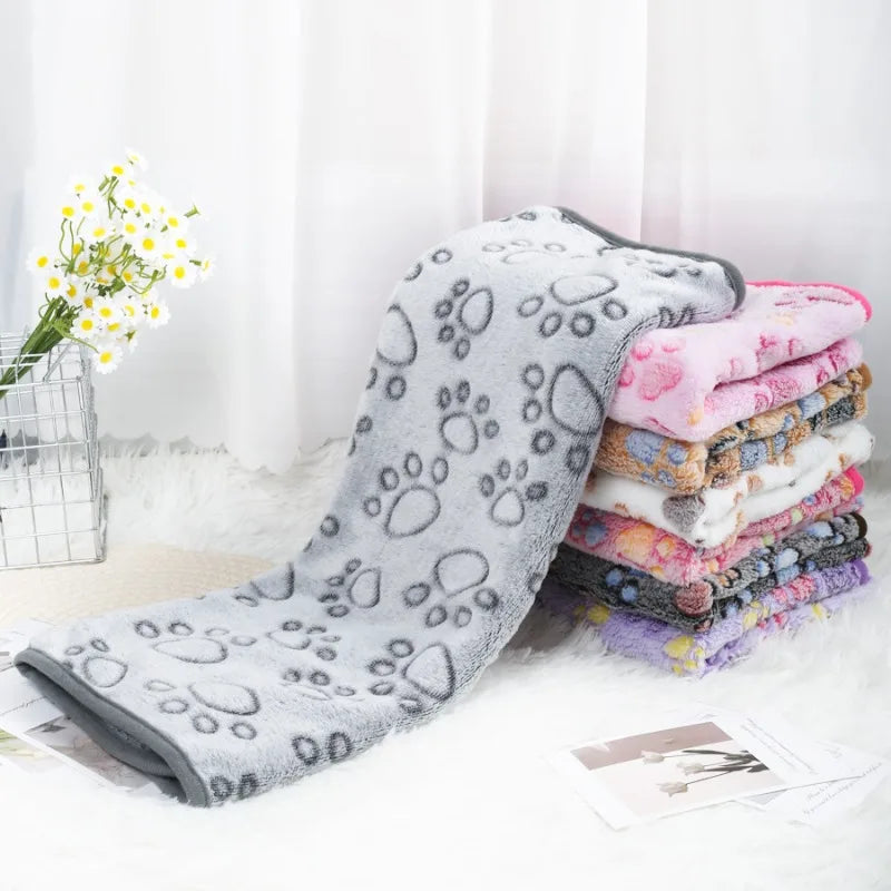 Soft Fluffy Pet Blanket Fleece Paw Print Mat for Dogs